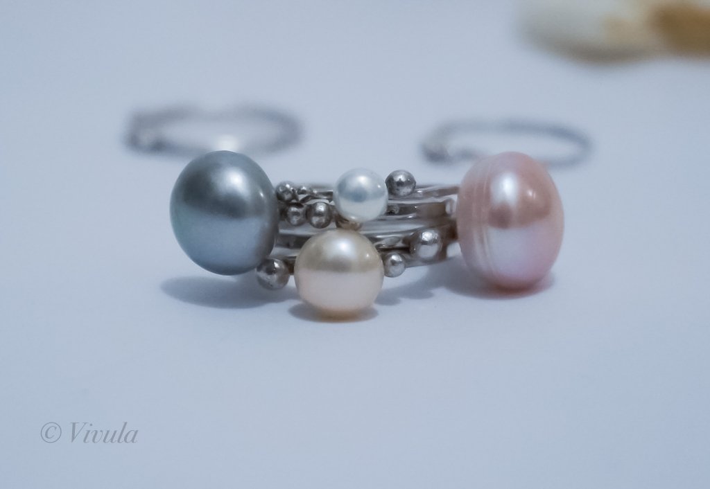 Pearl Solitaires